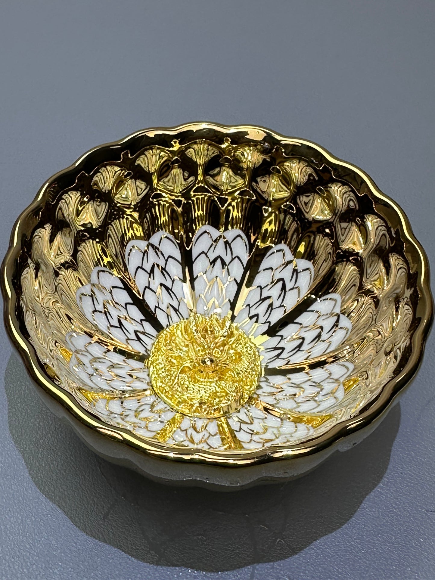 Golden dragon cup